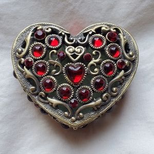 Gothic Heart Metal Jewel Trinket Box